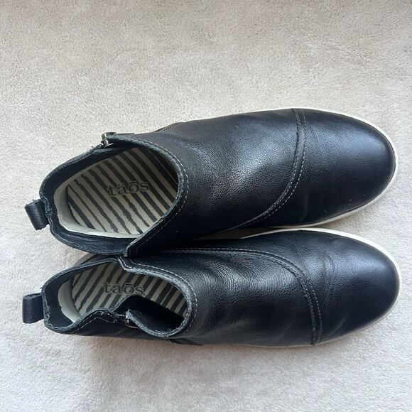 Taos Bootsie Black Leather Ankle Boot Women 8 High-Top Sneaker Zipper Athleisure - Picture 8 of 15